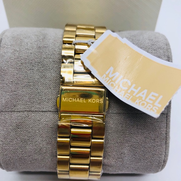 🎉 Michael Kors Layton Chronograph Watch 🎉 - Picture 4 of 4